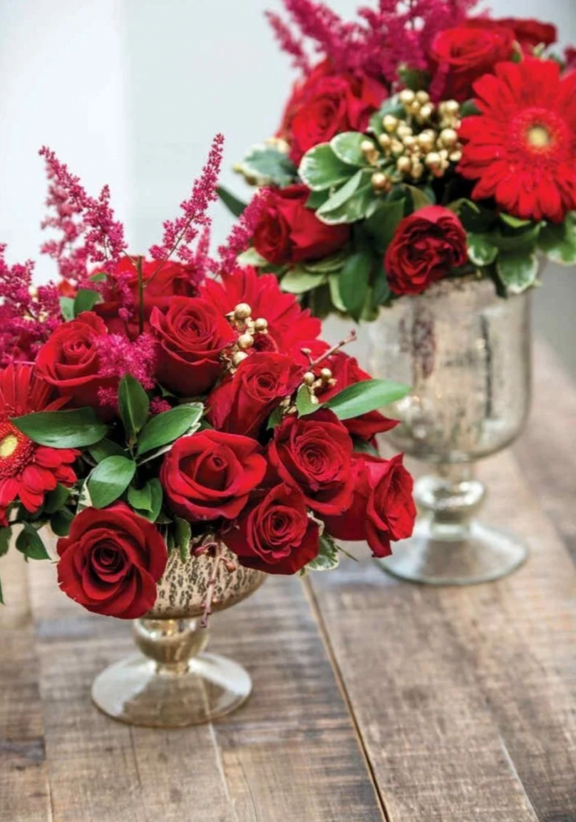 «Scarlet Halls» – Full Wedding Set (Bridal bouquet, boutonnière, one bridal table decoration, and your choice of guest table decorations) - Image 6