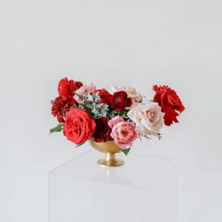Additional Guest Table for the «Blushing Apples» Full Wedding Set