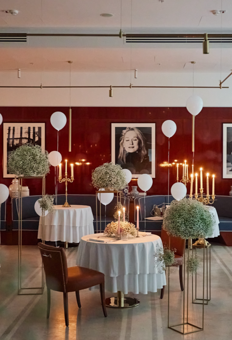 «Lightness of Flight» – Full Wedding Set (Bridal bouquet, boutonnière, one bridal table decoration, and your choice of guest table decorations) - Image 4