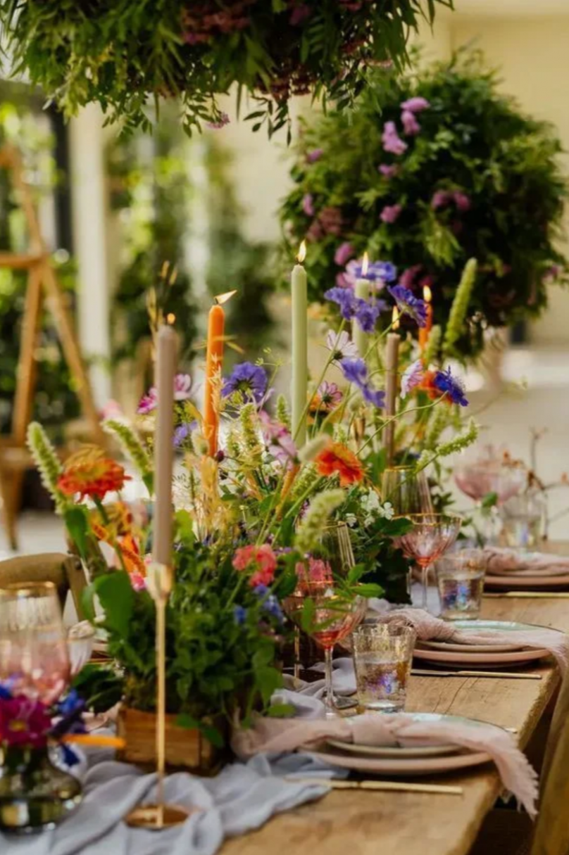 «Colorful Summer» – Full Wedding Set (Bridal bouquet, boutonnière, one bridal table decoration, and your choice of guest table decorations)