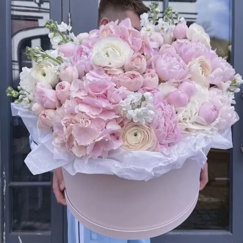 Marshmallow Bloom: Mixed Blooms Box (Hydrangeas, garden roses, ranunculuses, stock, peonies, hypericum berries, eucalyptus)