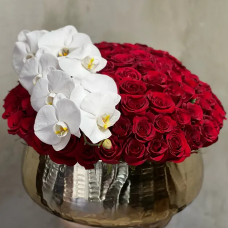 Bouquets $100–300
