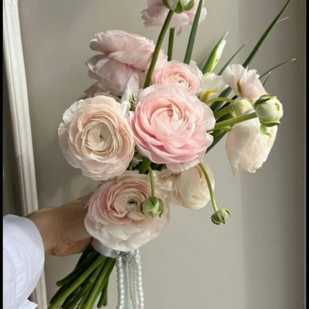 Bridal bouquet: «Silk Breath»