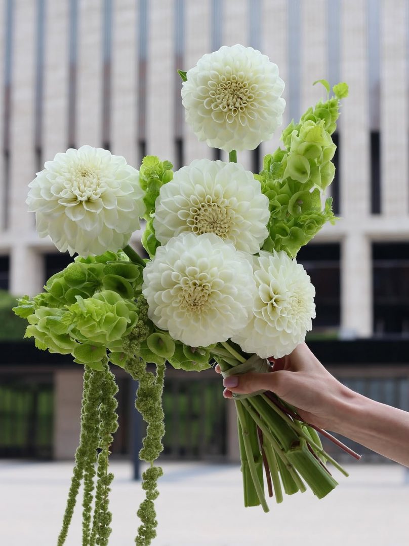 Bridal bouquet: «Color in Motion»